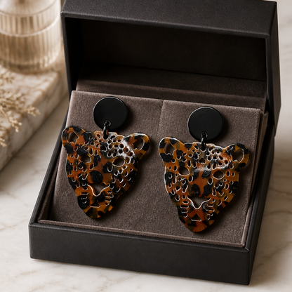 Boucles d'oreilles corne Léo, fond blanc - Trendy's Jewels