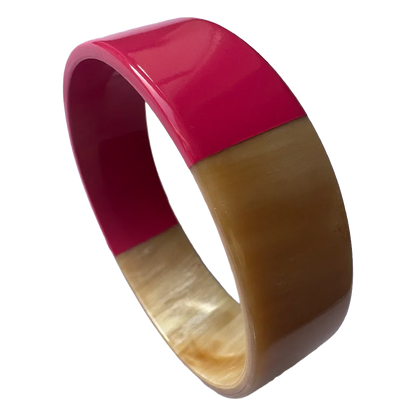 Bracelet corne laque fuchsia, vue de face - Trendy's Jewels