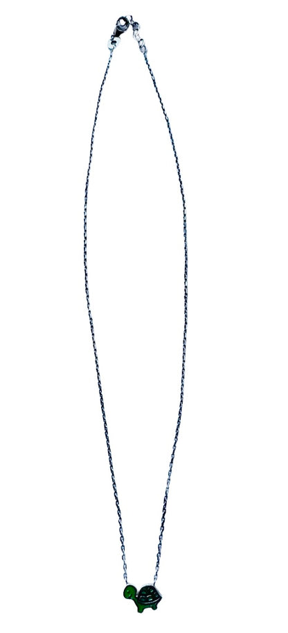 Chaîne argent enfant tortue, fond blanc - Trendy's Jewels
