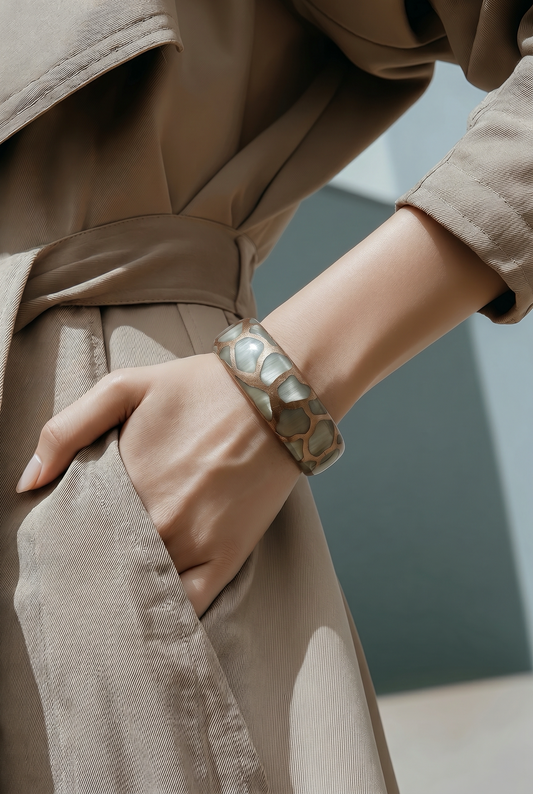 Bracelet large corne naturelle Safari Gold blanc ivoire et rose gold 2cm - Trendy's Jewels